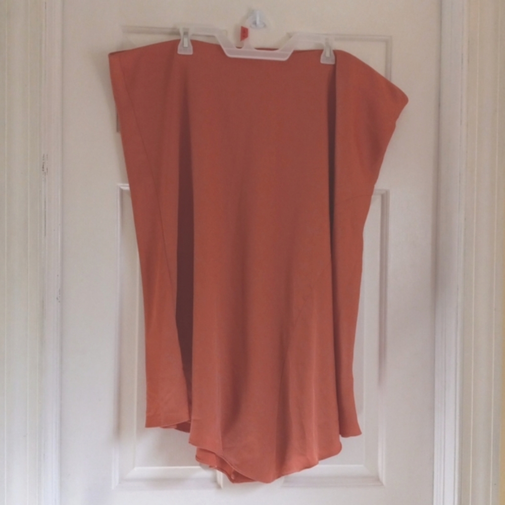 ASYMMETRICAL SKIRT